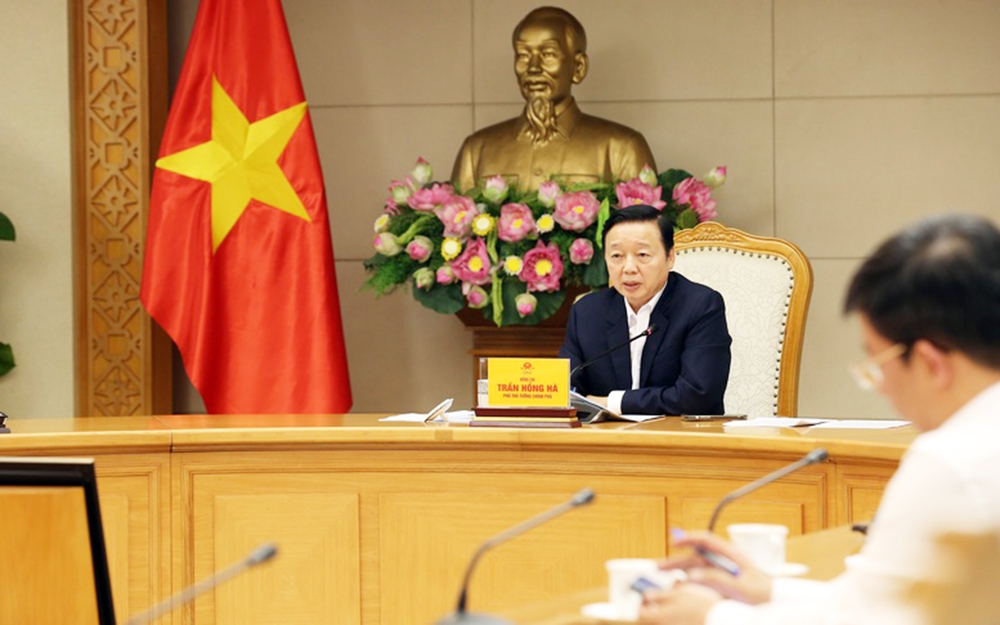 Phó Thủ tướng Trần Hồng Hà làm việc với Bộ Nông nghiệp và Môi trường, các bộ, ngành liên quan về dự án Nghị định chuẩn nghèo đa chiều quốc gia giai đoạn 2026-2030 - Ảnh: VGP/Minh Khôi