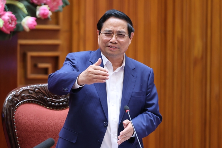 Thủ tướng Phạm Minh Chính phát biểu kết luận cuộc họp với các chủ thể có liên quan về tình hình triển khai các dự án hạ tầng phục vụ Hội nghị APEC 2027 tại Phú Quốc, tỉnh An Giang - Ảnh: VGP/Nhật Bắc