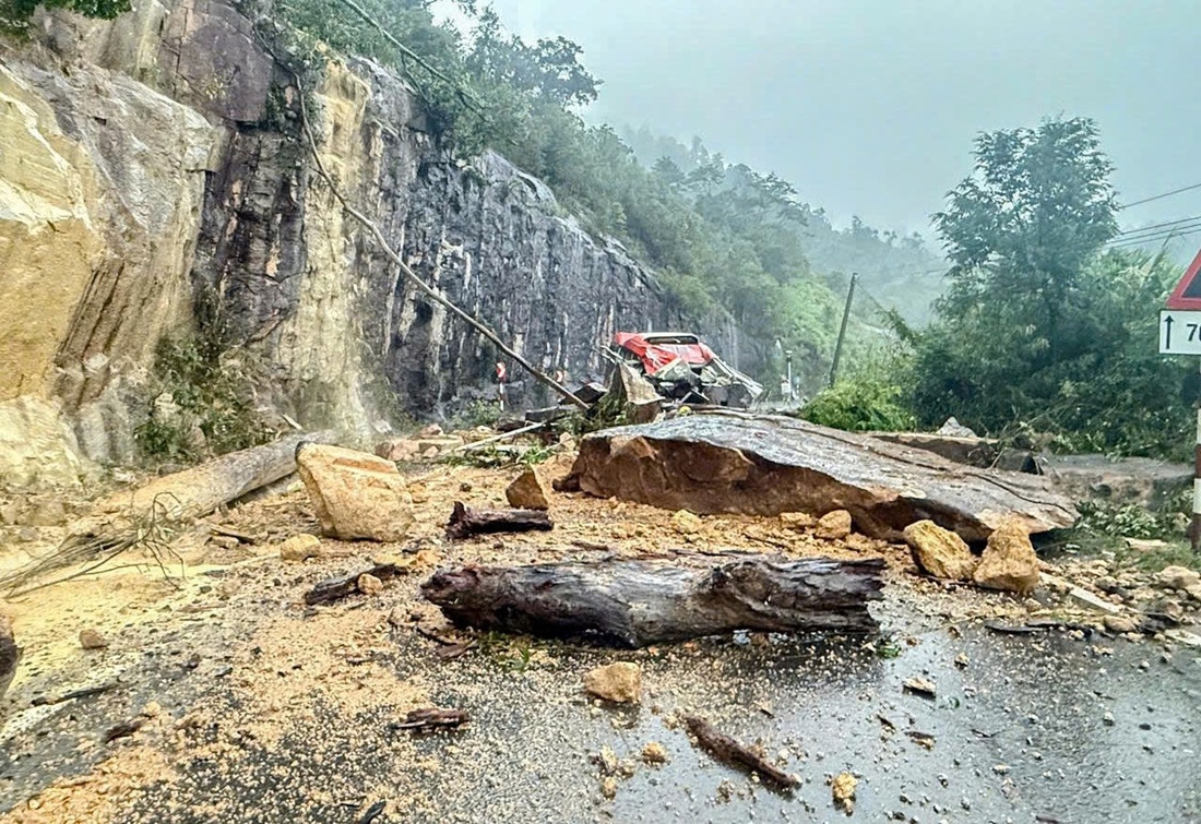 Công điện của Thủ tướng Chính phủ yêu cầu các bộ, ngành, địa phương tập trung ứng phó mưa lũ, đặt nhiệm vụ bảo đảm an toàn tính mạng cho Nhân dân lên trên hết, trước hết (Ảnh MH)