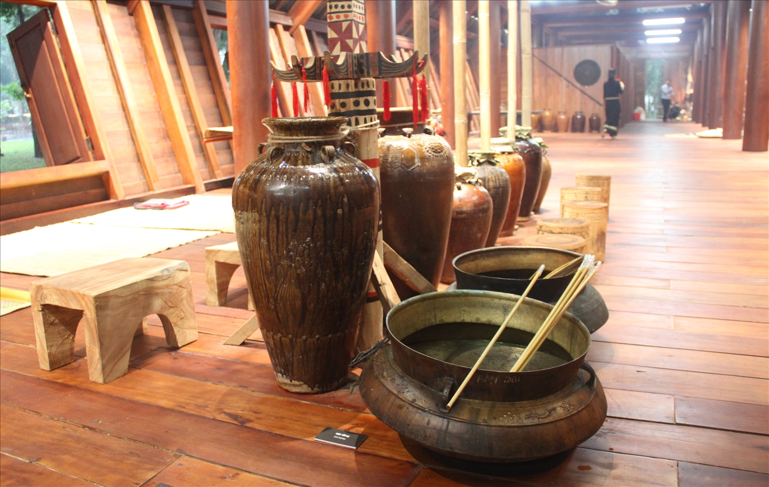 Em kg tin ảnh: Khám phá bên trong ngôi nhà dài truyền thống của dân tộc Ê Đê 10