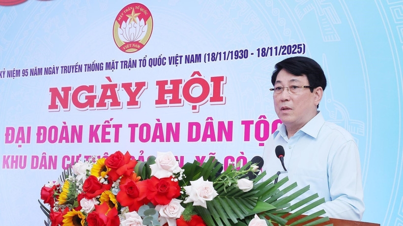 Chủ tịch nước Lương Cường phát biểu, nói chuyện với nhân dân thôn Bảo An, xã Gò Nổi, thành phố Đà Nẵng. (Ảnh: Lâm Khánh/TTXVN)