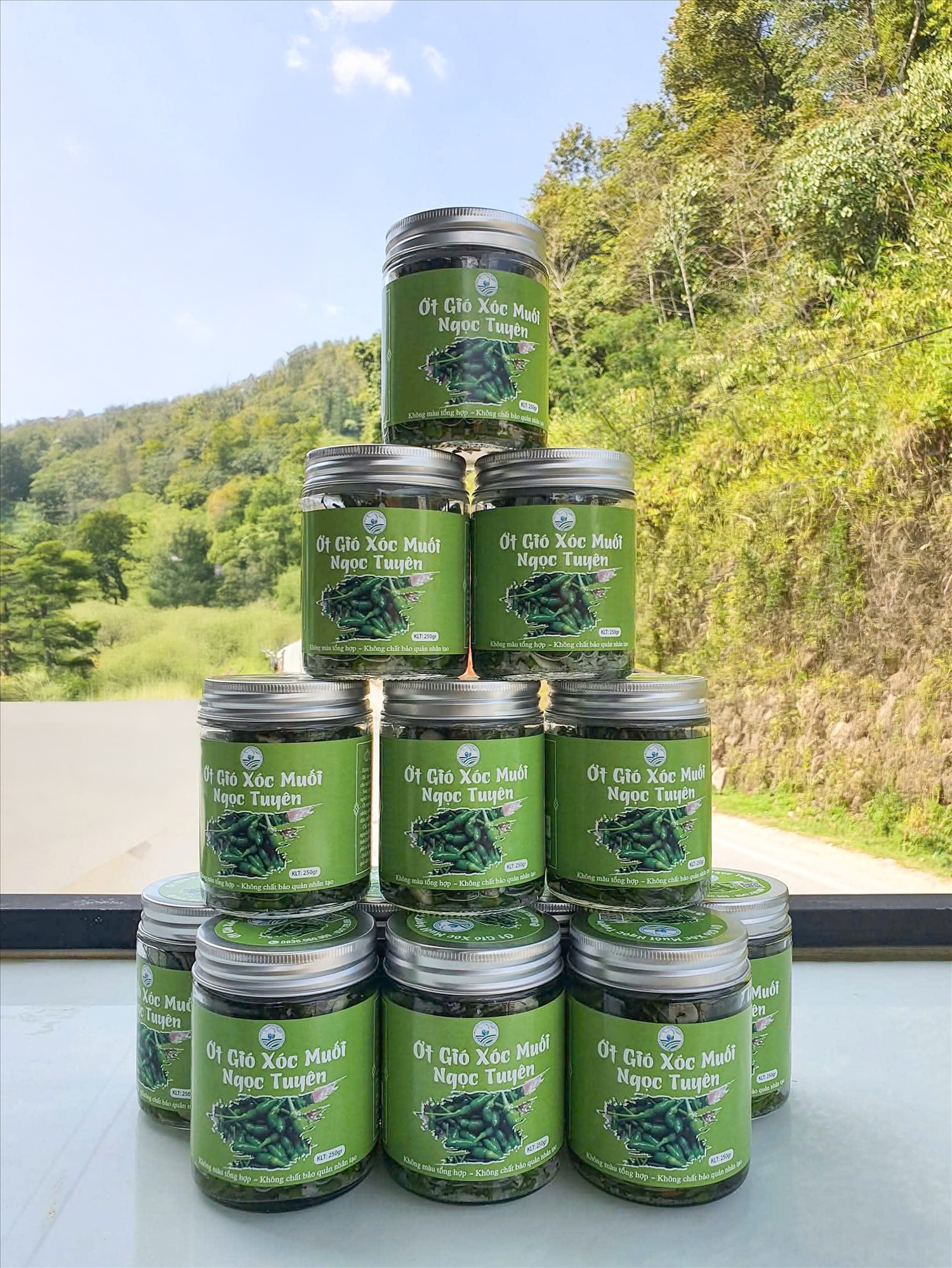 Sản phẩm “Ớt gió xóc muối Ngọc Tuyên” được công nhận là Sản phẩm Công nghiệp nông thôn tiêu biểu cấp tỉnh năm 2024