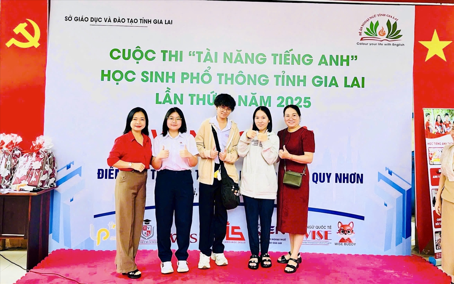 Cuộc thi nhằm phát triển môi trường dạy học và sử dụng ngoại ngữ trong giáo viên, học sinh phổ thông trên địa bàn
