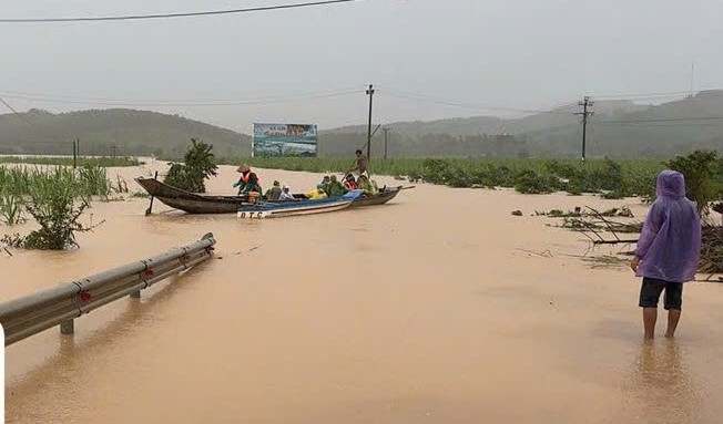 Mưa lũ gây ngập nước tại nhiều địa phương trên địa bàn tỉnh Đắk Lắk