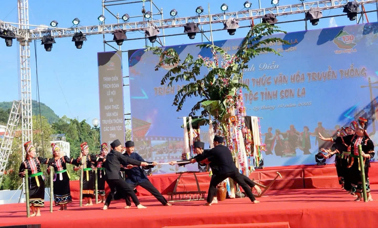 Lễ hội Pang A của dân tộc La Ha trình diễn trong khuôn khổ Kỷ niệm 130 năm thành lập tỉnh Sơn La (1895-2025).