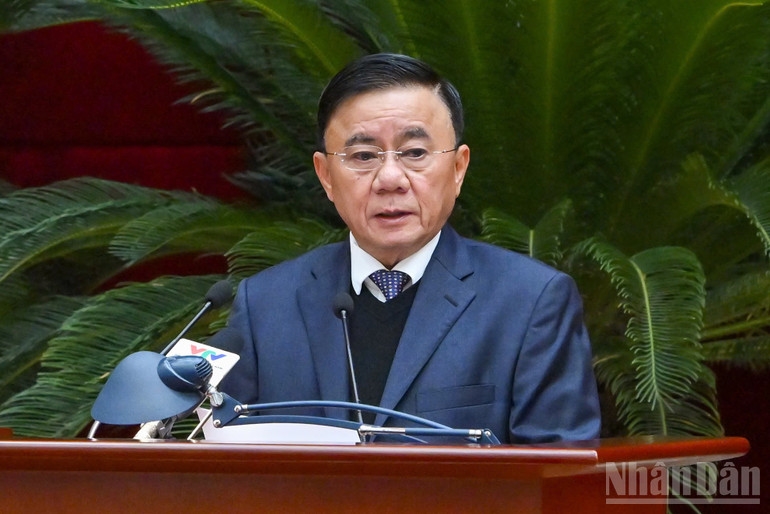 Đồng chí Trần Cẩm Tú phát biểu khai mạc hội nghị. (Ảnh: Thủy Nguyên)