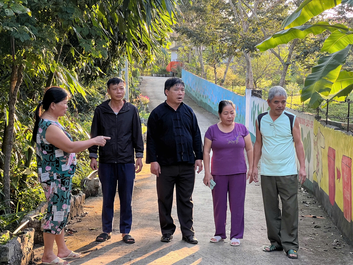 Những năm qua Người có uy tín ở xã Nhân Lý đã phát huy vai trò là cầu nối giữa chính quyền với nhân dân