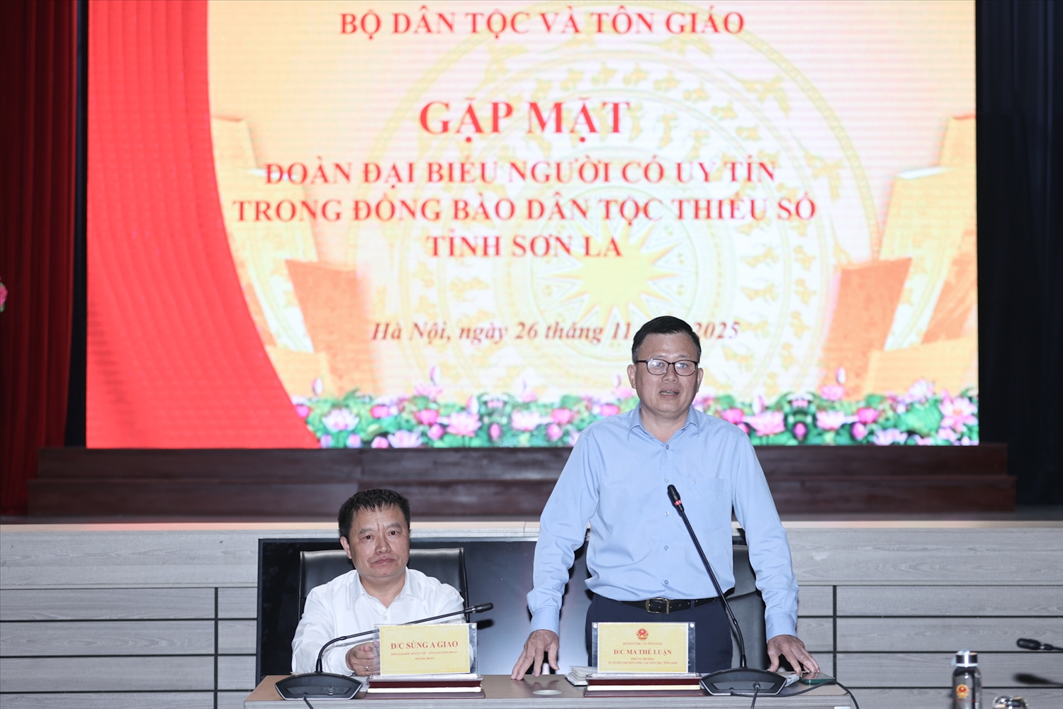 Ông Ma Thế Luận - Phó Vụ trưởng Vụ Tuyên truyền công tác dân tộc và tôn giáo phát biểu tại buổi gặp mặt - Ảnh: Lê Anh Dũng