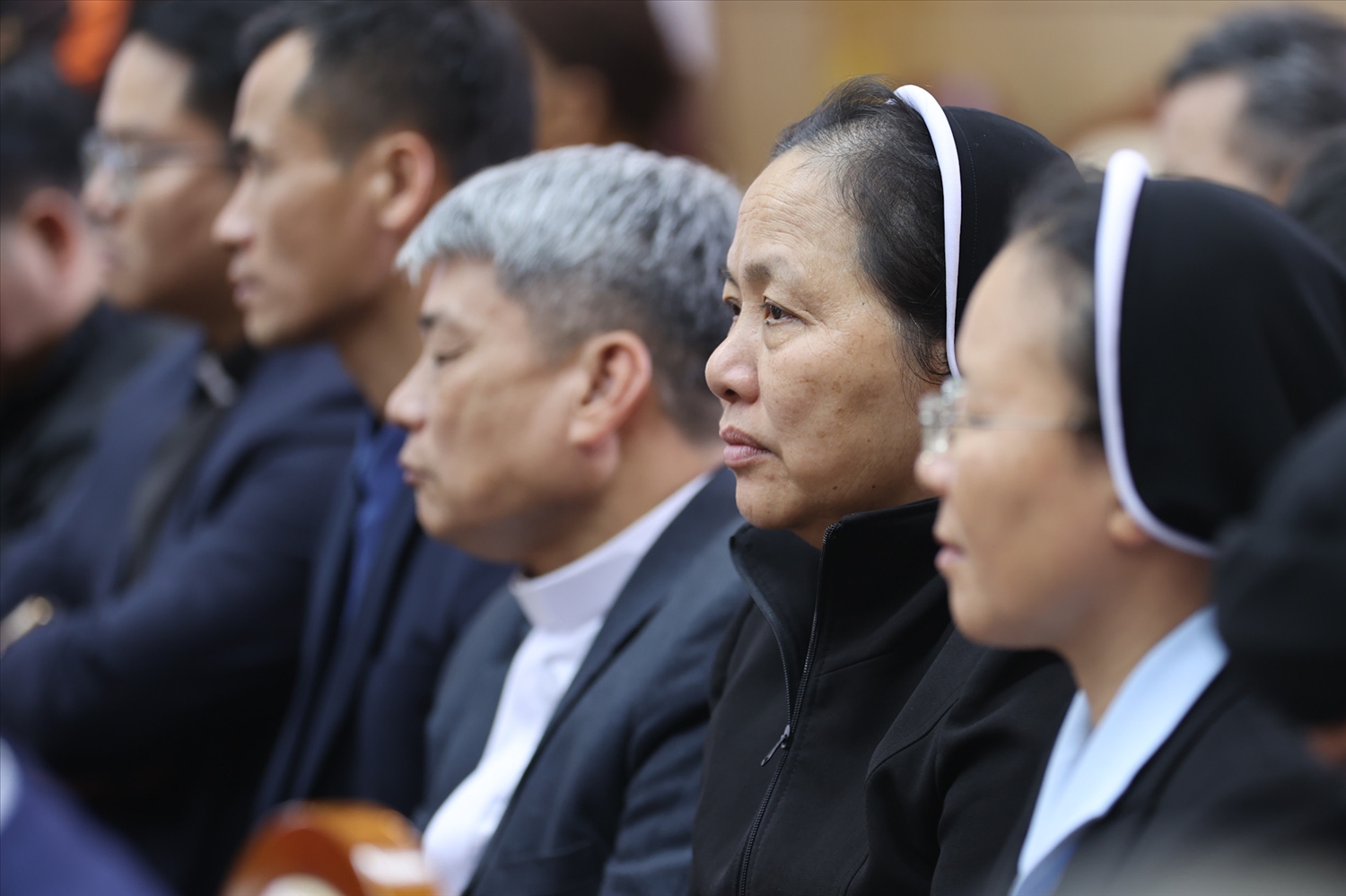 Các chức sắc, chức việc, đại diện các cơ sở tín ngưỡng, tôn giáo dự Hội nghị. (Ảnh: Lê Anh Dũng)