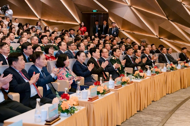 Các đại biểu tham dự buổi Lễ. Ảnh: VGP/Minh Anh