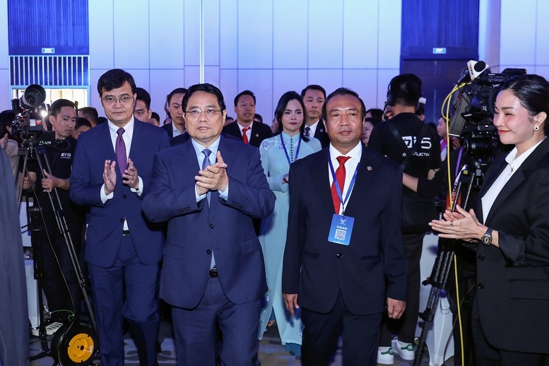 Thủ tướng Phạm Minh Chính dự Đại hội đại biểu toàn quốc Hội Doanh nhân trẻ Việt Nam lần thứ VIII - Ảnh: VGP/Nhật Bắc