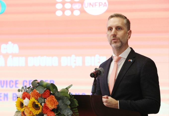 Ông Matt Jackson, Trưởng Đại diện Quỹ Dân số tại Việt Nam, phát biểu tại chương trình. Ảnh: Trung Kiên/TTXVN