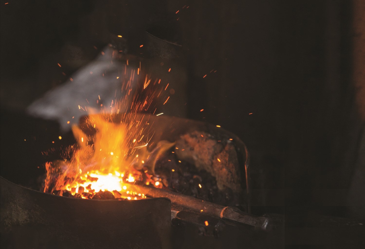 (BÁO IN) Mạch nguồn ngọn lửa ở "cái nôi" nghề rèn Việt Nam 1