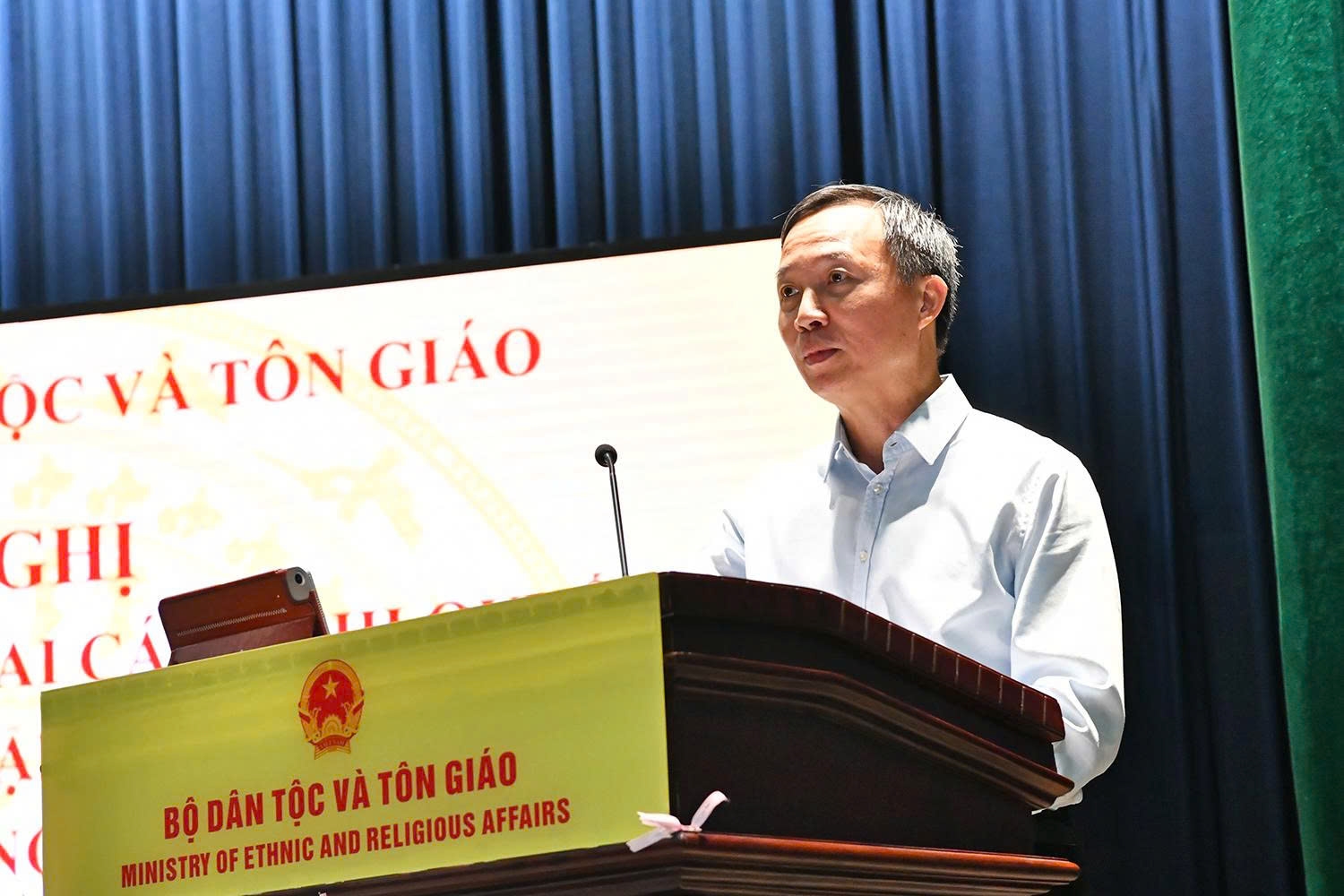 Trưởng ban Ban Tôn giáo Chính phủ Vũ Hoài Bắc