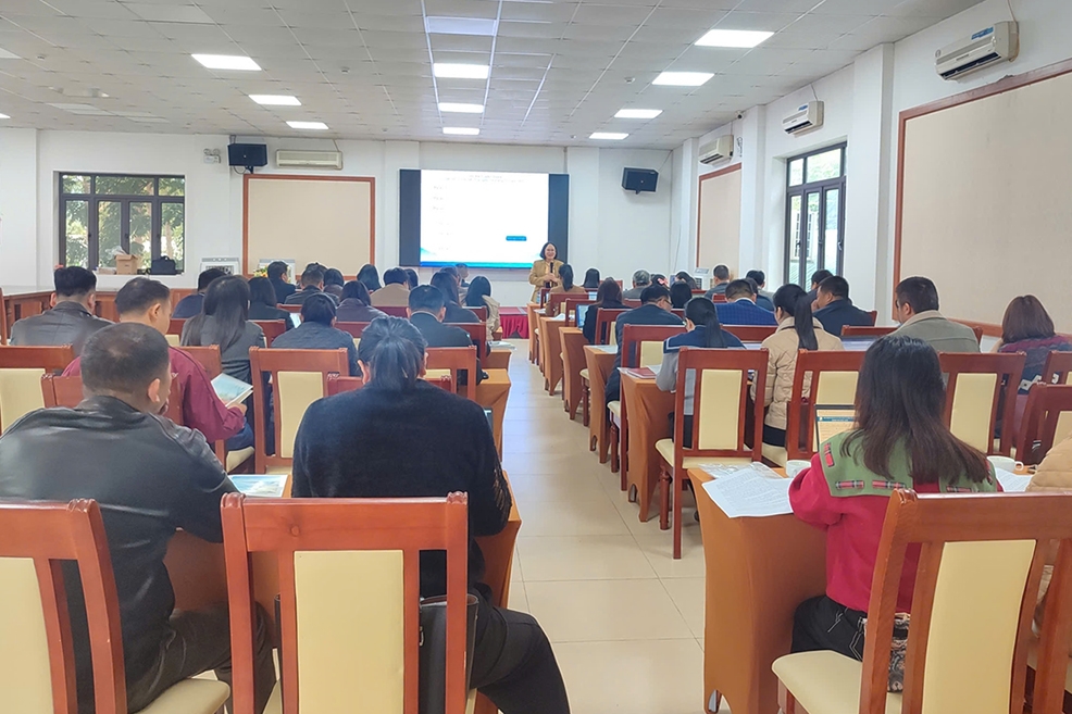 Tại lớp tập huấn các học viên được hướng dẫn kỹ năng thực hiện các dự án bảo tồn văn hoá gắn với du lịch cộng đồng và kỹ năng truyền thông, giám sát Chương trình MTQG 1719