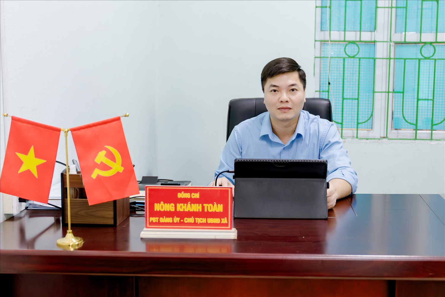 Ông Nông Khánh Toàn, Chủ tịch UBND xã Lao Chải, cho biết: “Sau khi sáp nhập hai xã Thanh Đức và Xín Chải vào xã Lao Chải, quy mô diện tích và dân số của xã tăng lên đáng kể. Việc sáp nhập mở ra nhiều cơ hội phát triển, song đời sống người dân vẫn còn nhiều khó khăn, tỷ lệ hộ nghèo vẫn ở mức cao”.