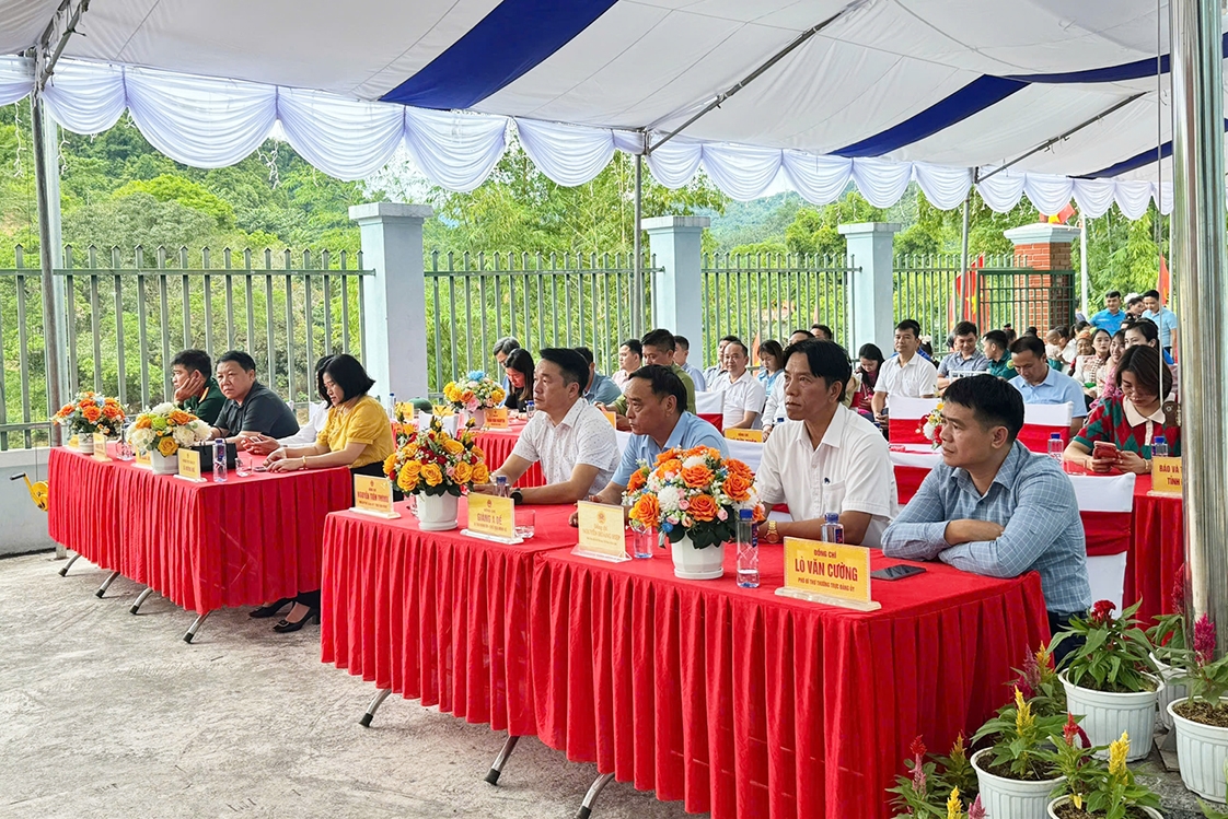 Các đại biểu tham dự ngày Tết Hoa mào gà năm 2025