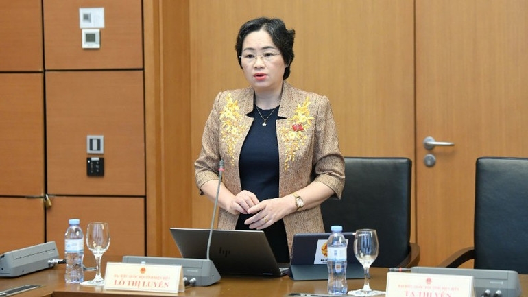 Đại biểu Lò Thị Luyến (Đoàn Điện Biên). (Ảnh: LÂM HIỂN) 