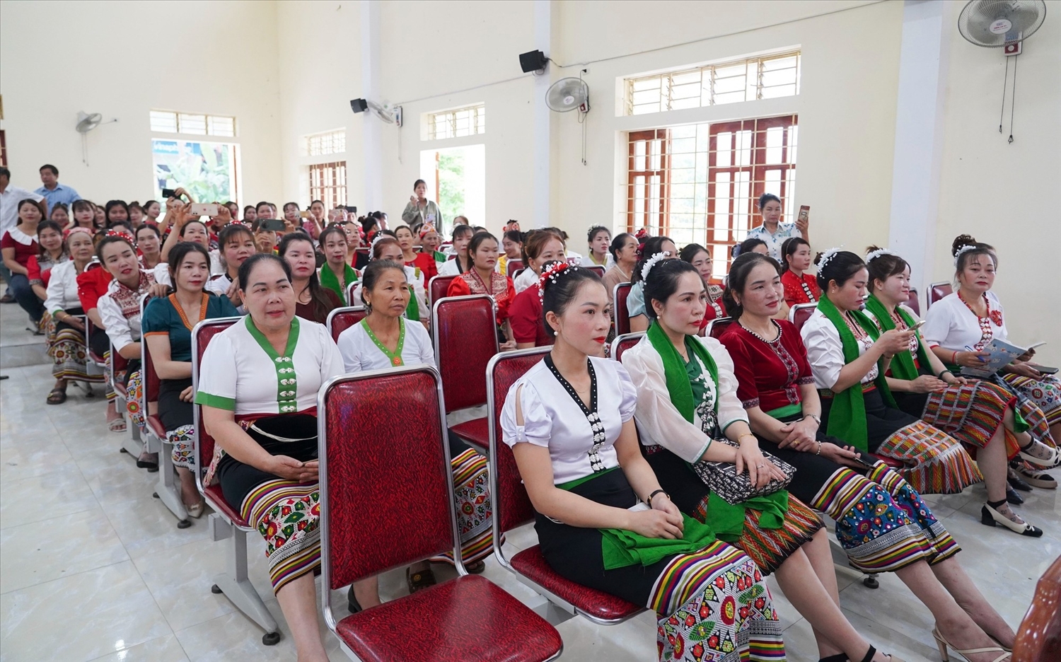 Phụ nữ DTTS ở tỉnh Nghệ An được tiếp cận các dịch vụ chăm sóc sức khỏe sinh sản và làm mẹ an toàn