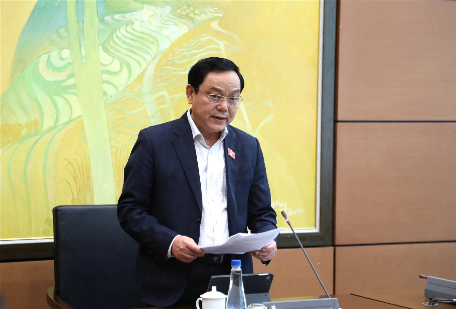 Đại biểu Hoàng Đức Thắng (Đoàn ĐBQH tỉnh Quảng Trị)