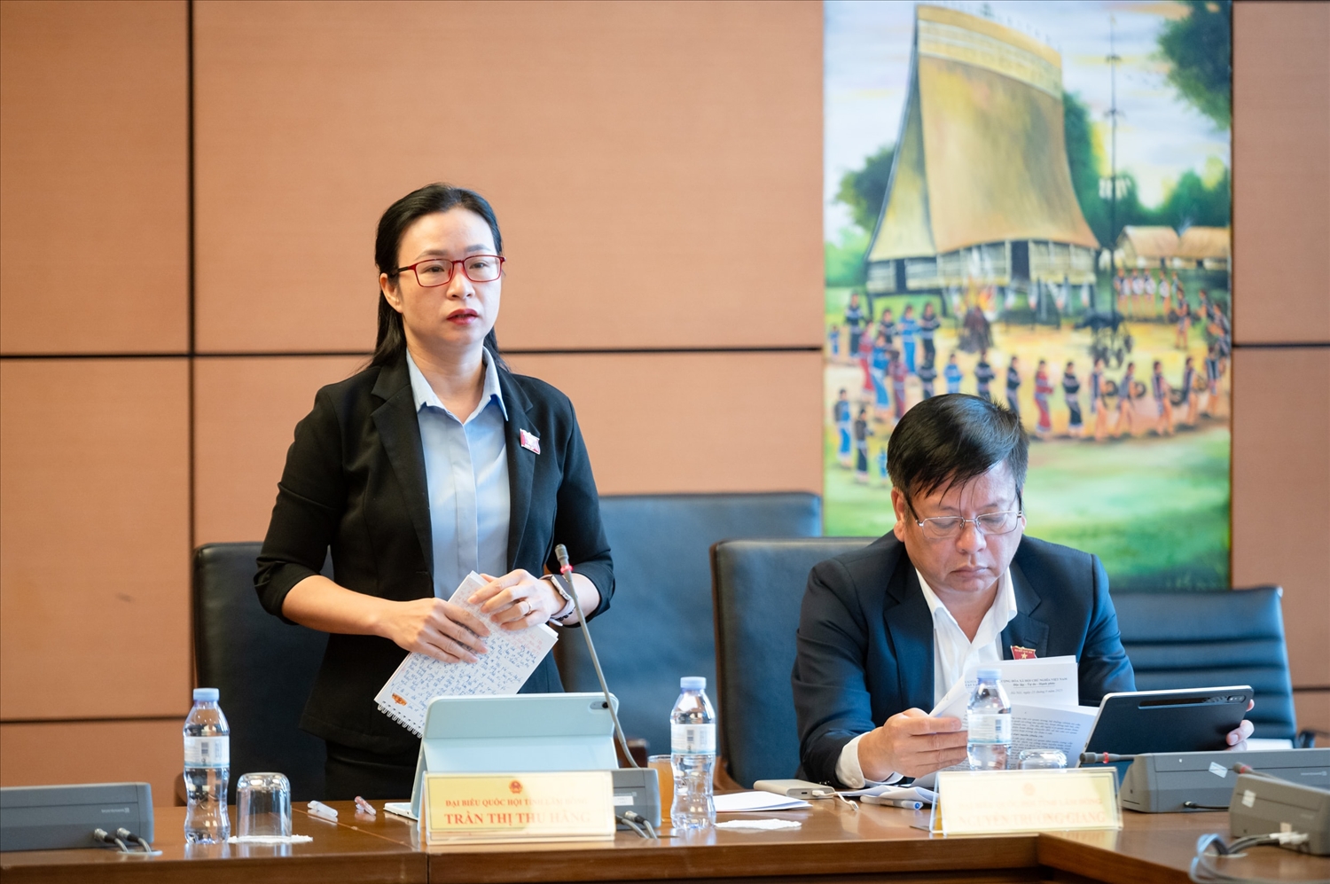 Đại biểu Trần Thị Thu Hằng (Đoàn ĐBQH tỉnh Lâm Đồng)