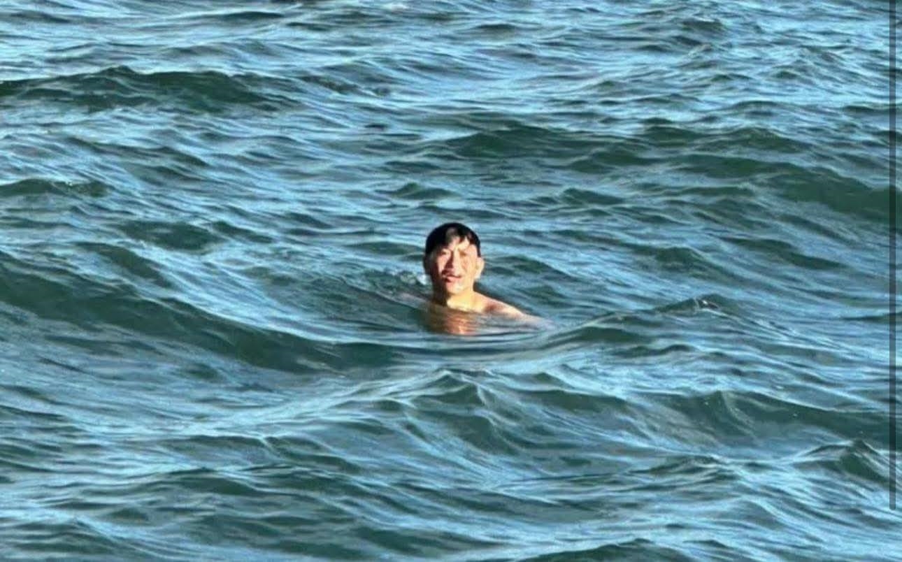 Anh Sanh được phát hiện và cứu sau 2 ngày lênh đênh trên biển. (Ảnh FB)