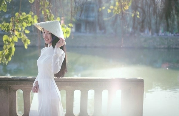 Dịu dàng nón Huế