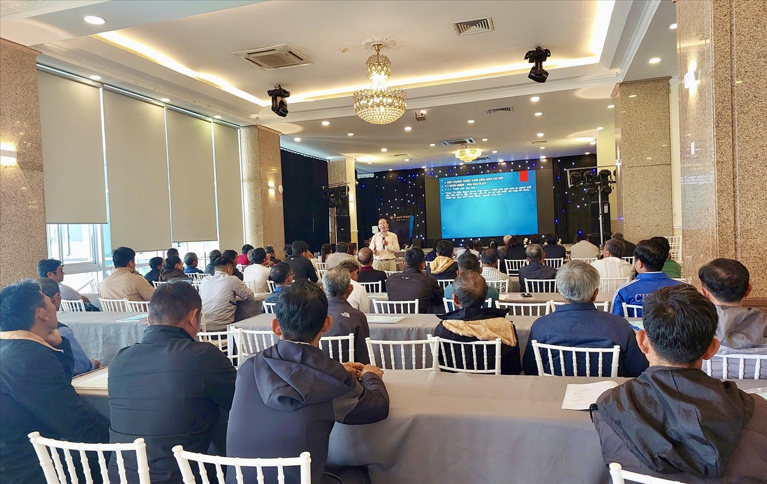 Quang cảnh lớp tập huấn