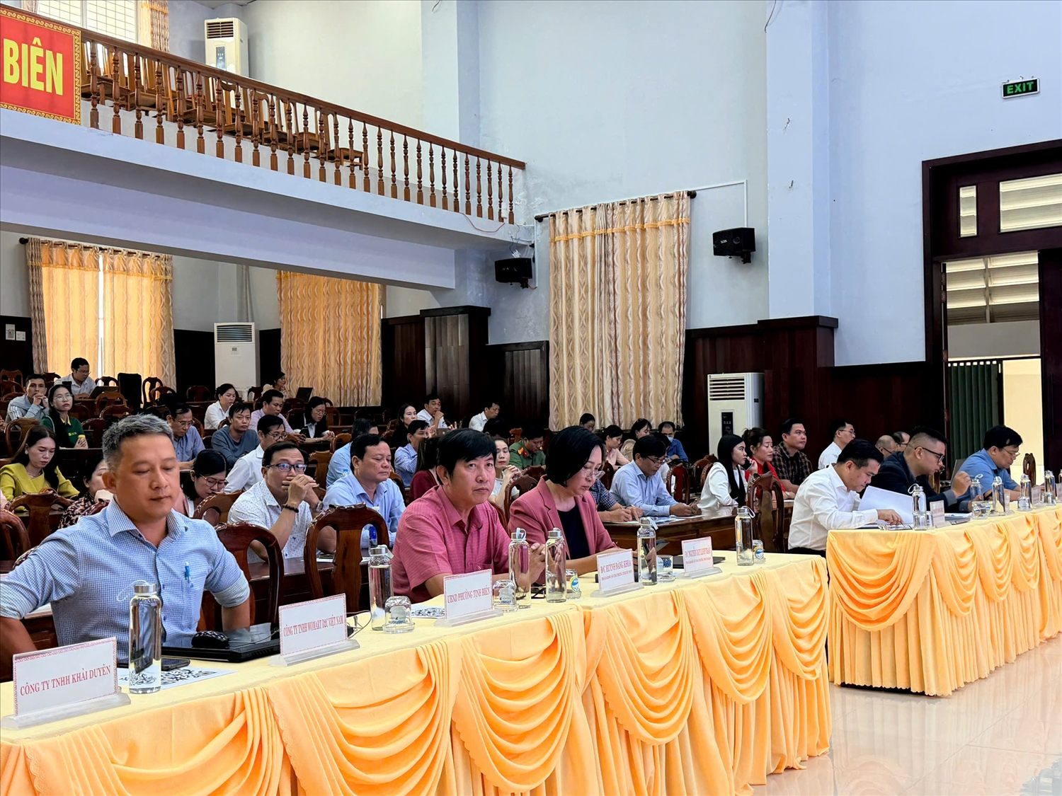 Đại biểu tham dự hội nghị tổng kết 