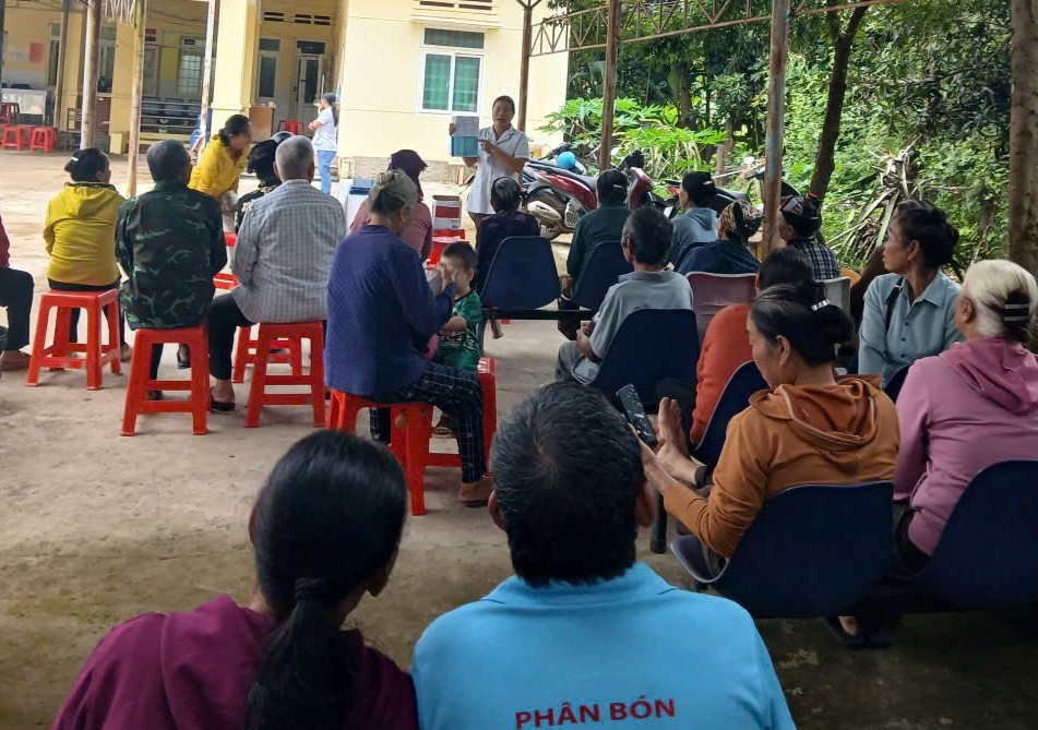 Việc tuyên truyền tảo hôn thường được lồng ghép trong tiêm chủng, chăm sóc sức khỏe sinh sản