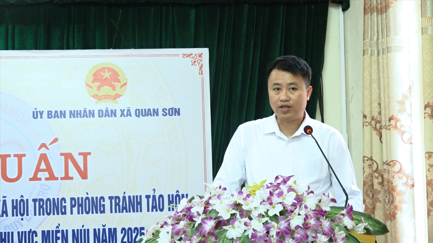 Công tác tuyên truyền phổ biến kiến thức pháp luật cho người dân luôn được xã Quan Sơn quan tâm chú trọng.