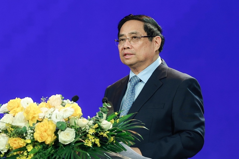 Thủ tướng nhấn mạnh, công tác thông tin đối ngoại có vai trò quan trọng và ý nghĩa chiến lược, được Đảng, Nhà nước đặc biệt quan tâm lãnh đạo, chỉ đạo - Ảnh: VGP/Nhật Bắc