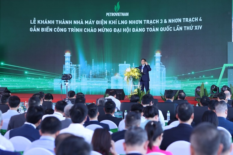Thủ tướng khẳng định, sự thành công của Dự án Nhà máy điện Nhơn Trạch 3 và 4 là hình mẫu chuẩn mực, là động lực, niềm tin, tạo nền tảng để chúng ta tiếp tục chinh phục những kỷ lục mới - Ảnh: VGP/Nhật Bắc
