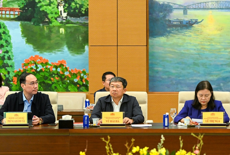 Các đại biểu dự cuộc họp. (Ảnh: DUY LINH)