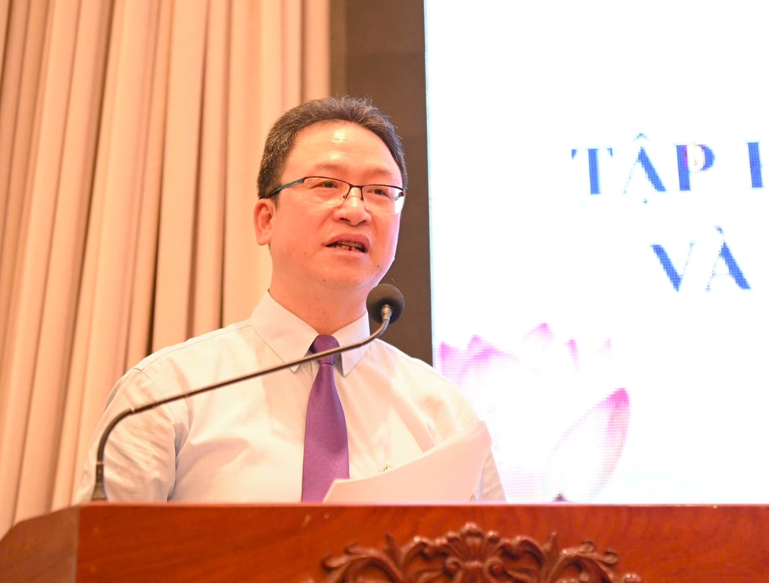 Trưởng ban Dân tộc và Tôn giáo (Ủy ban Trung ương MTTQ Việt Nam) Nguyễn Văn Thanh phát biểu tại hội nghị. (Ảnh: D.L)