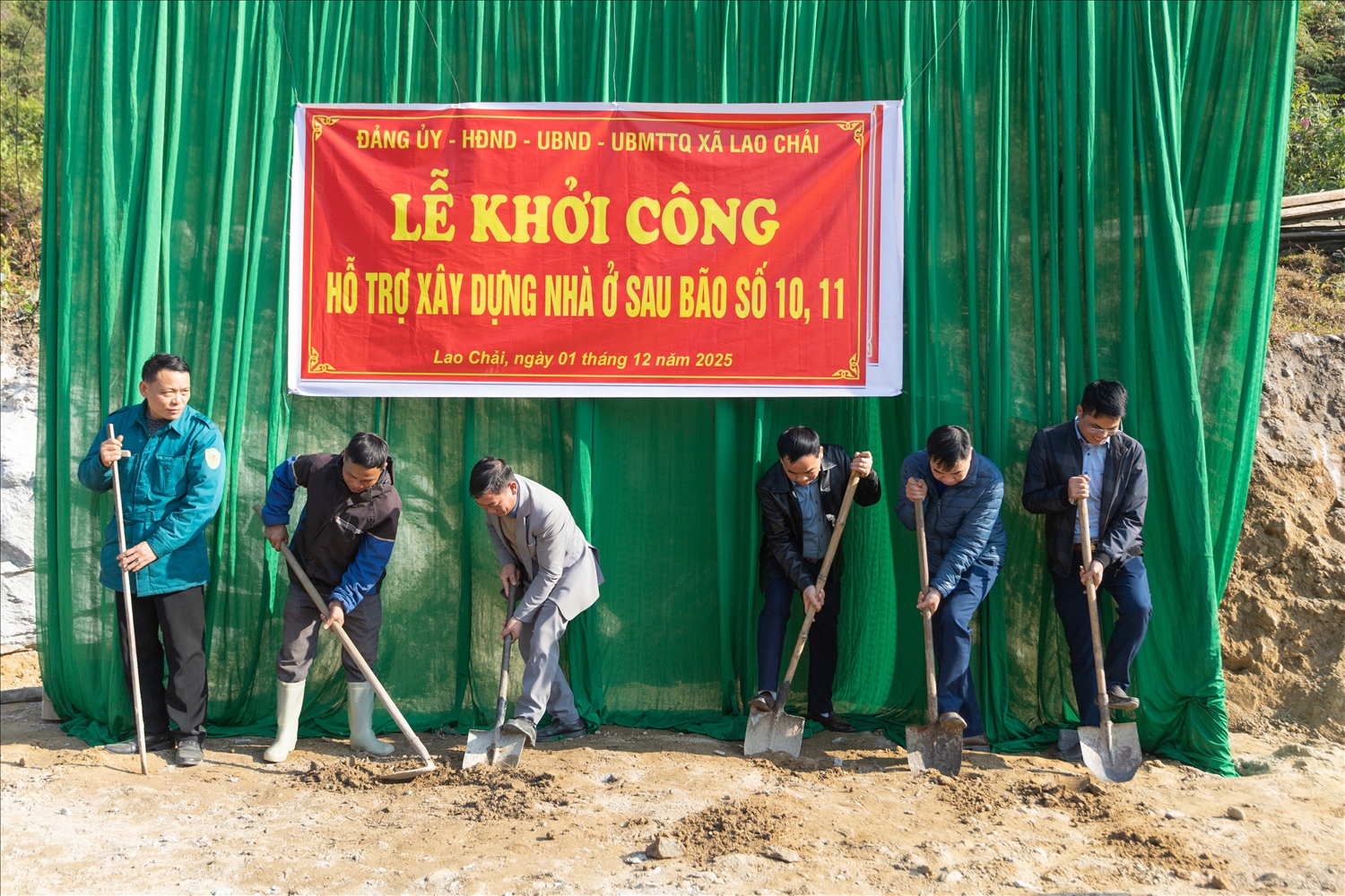 Đảng ủy xã Lao Chải khởi công xây dựng căn nhà cho hộ dân trên địa bàn xã bị thiệt hại do thiên tai