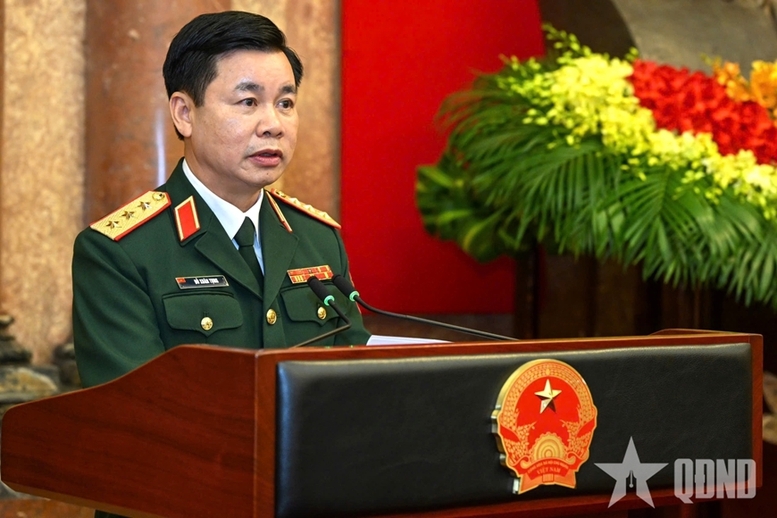 Thượng tướng Đỗ Xuân Tụng phát biểu tại buổi lễ.