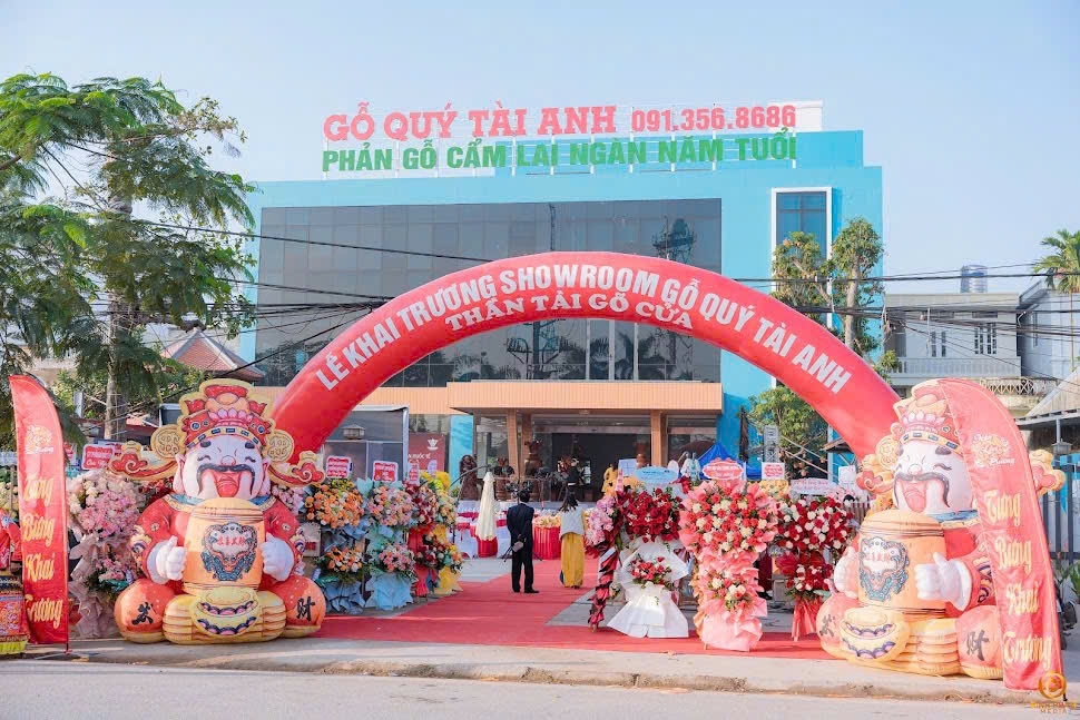 Showroom Gỗ Quý Tài Anh tại số 368 Phạm Văn Đồng, phường Hưng đạo, Thành phố Hải phòng 