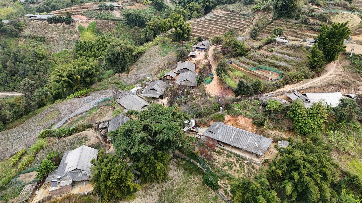 Nhờ sự tận tụy của đội ngũ bí thư chi bộ, trưởng thôn, tình hình KT-XH ở các thôn khó khăn của Mù Cang Chải ngày càng khởi sắc (Ảnh: Một góc thôn Sáng Nhù, xã Mù Cang Chải)