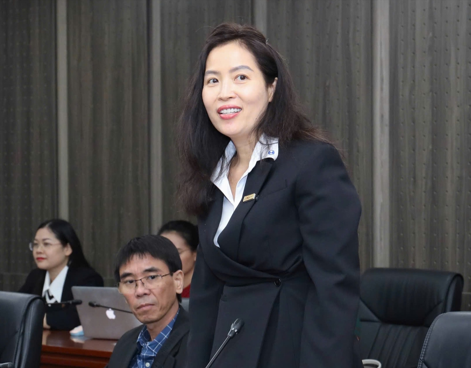 Bà Trịnh Thị Hải Yến, Trưởng văn phòng đại diện Eximbank tại Hà Nội