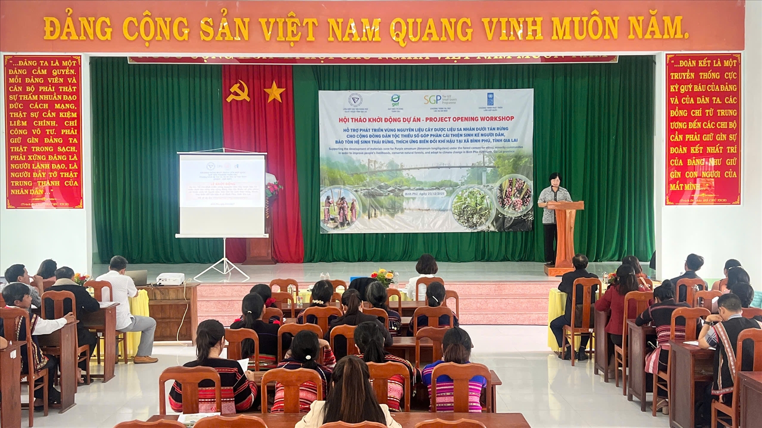 Quang cảnh Hội thảo. (Ảnh T.L)