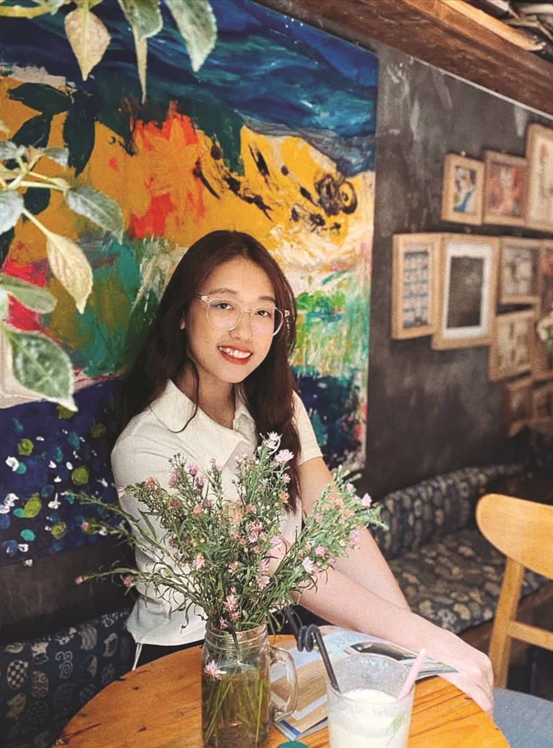 Tao Thị Ón vẫn nhớ như in khoảnh khắc được vinh danh tại Lễ Tuyên dương năm 2019, giây phút mà theo em, “đã mở ra một cánh cửa mới cho cuộc đời mình”