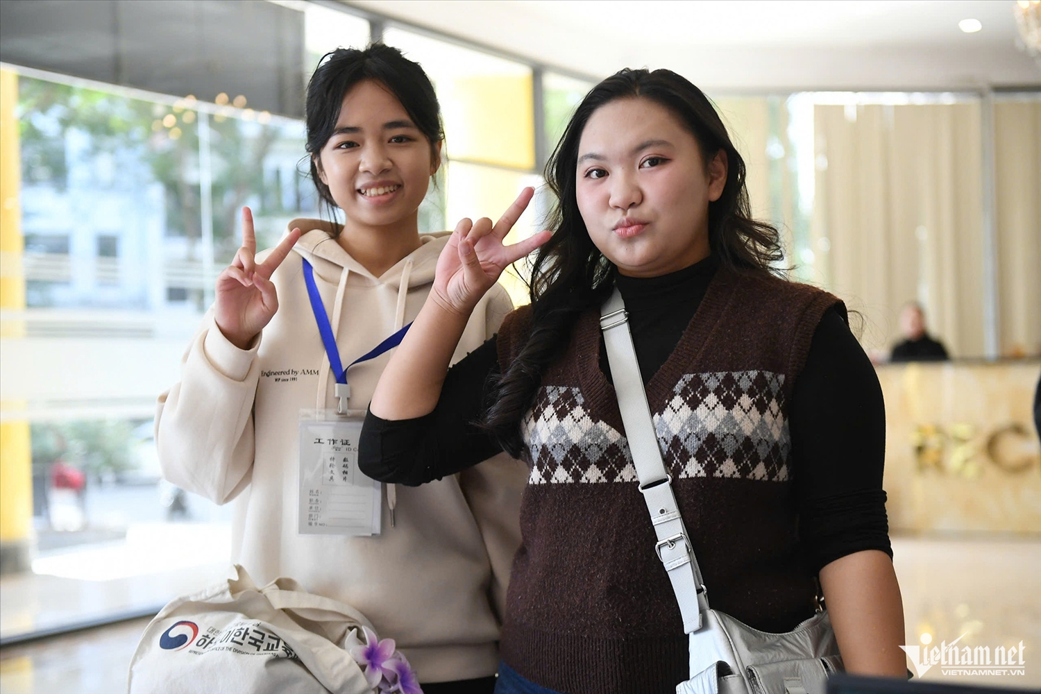 Học sinh, sinh viên, thanh niên DTTS đến Hà Nội, chuẩn bị dự Lễ Tuyên dương 8