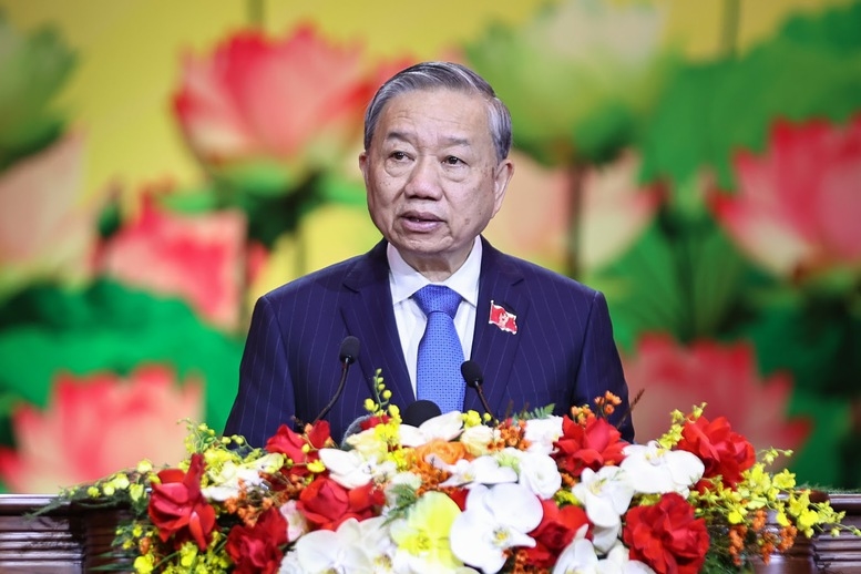 Tổng Bí thư Tô Lâm: Trong giai đoạn cách mạng mới, thi đua yêu nước phải trở thành một hệ sinh thái năng động để mọi chủ trương đúng đắn được chuyển hóa thành hành động thiết thực; các nhiệm vụ chính trị được chuyển hóa thành tinh thần trách nhiệm, công việc cụ thể, đích đến rõ ràng để mọi người dân đều thấy mình là chủ thể của phát triển, là người kiến tạo tương lai và thụ hưởng các thành quả của lao động, sáng tạo - Ảnh: VGP/Nhật Bắc