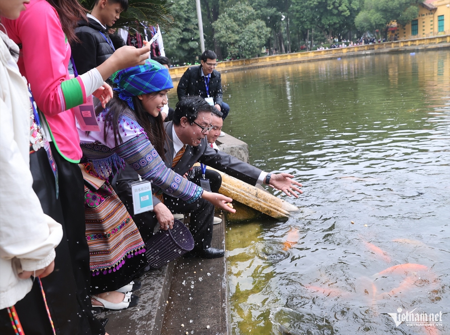 Đoàn học sinh, sinh viên, thanh niên DTTS xuất sắc, tiêu biểu báo công dâng Bác 9