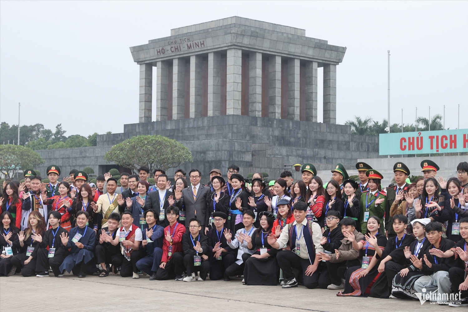 Đoàn học sinh, sinh viên, thanh niên DTTS xuất sắc, tiêu biểu báo công dâng Bác 5