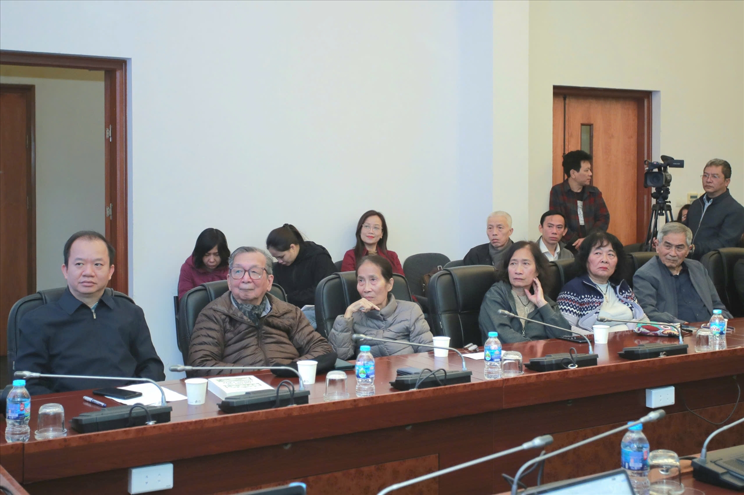 Các đại biểu tham dự hội thảo