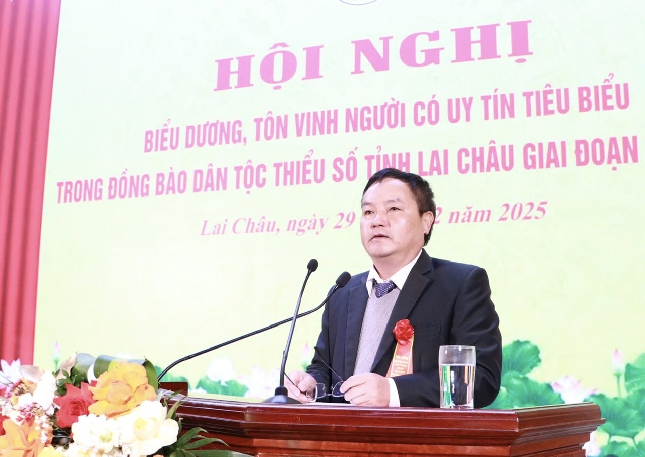 Phó Chủ tịch UBND tỉnh Lai Châu phát biểu tại hội nghị (ảnh Trọng Bảo)
