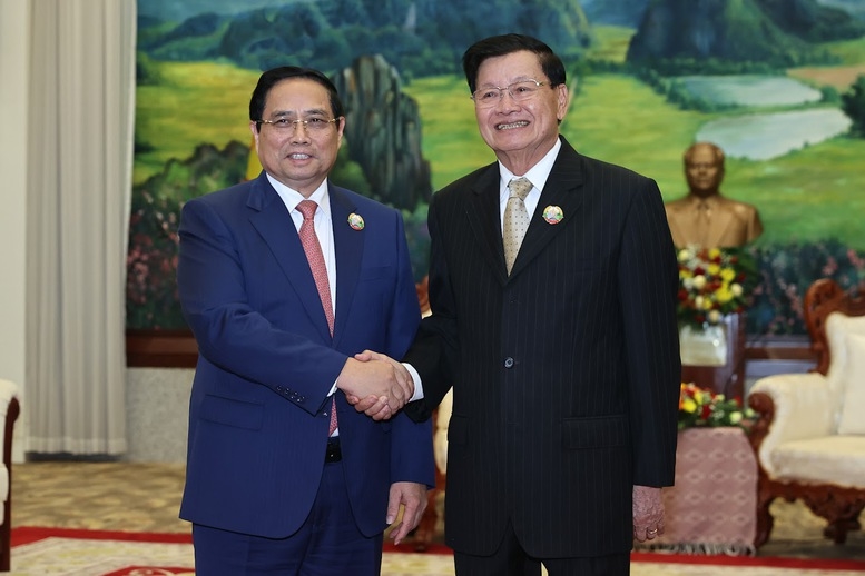 Thủ tướng Chính phủ Phạm Minh Chính hội kiến Tổng Bí thư, Chủ tịch nước Lào Thongloun Sisoulith - Ảnh: VGP/Nhật Bắc