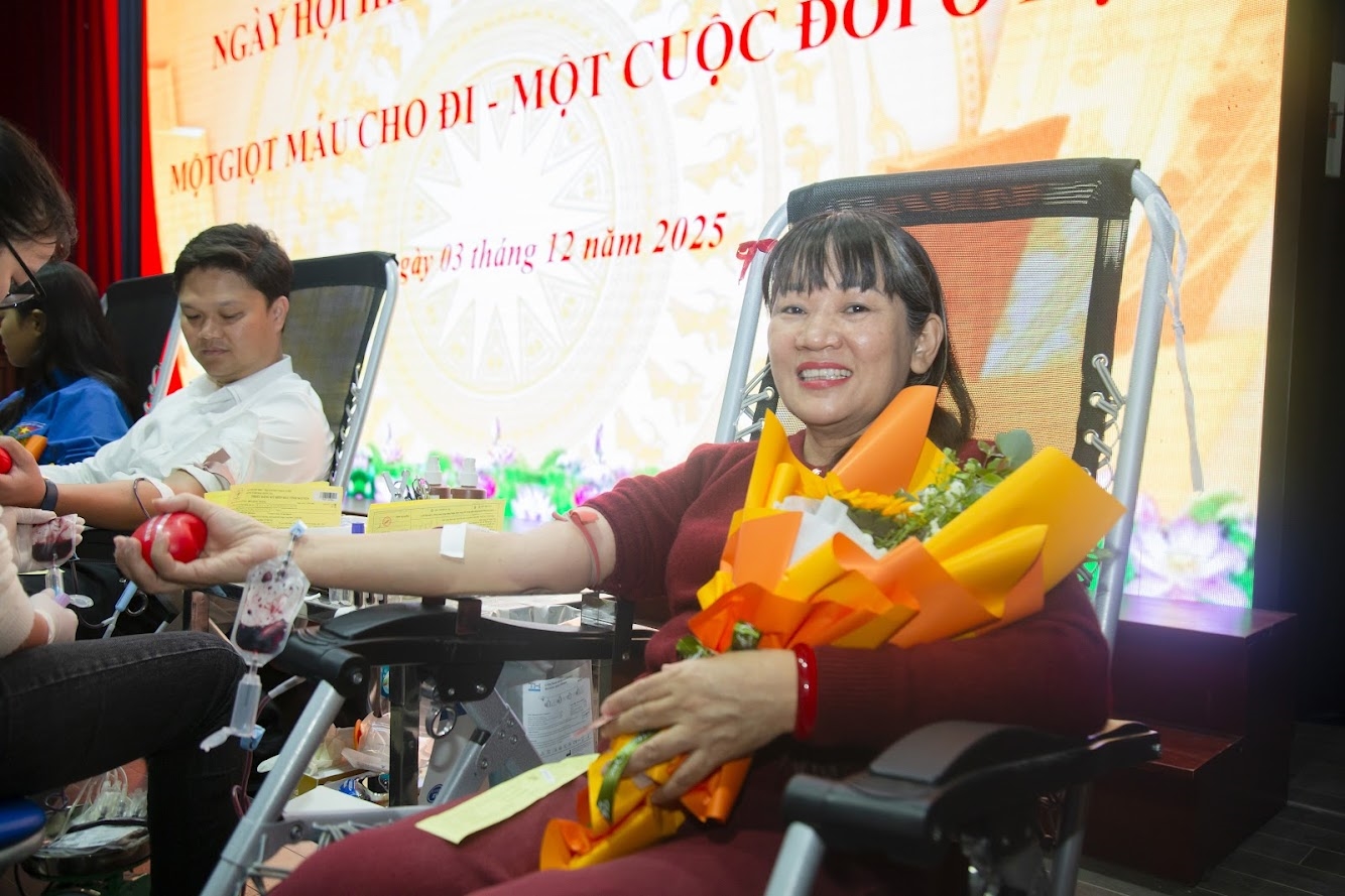 (TIN PV) "Một giọt máu cho đi - Một cuộc đời ở lại" 6